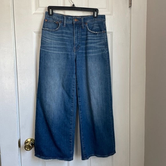 Madewell Wide-Leg Crop Jeans in Finney Wash - Picture 5 of 15